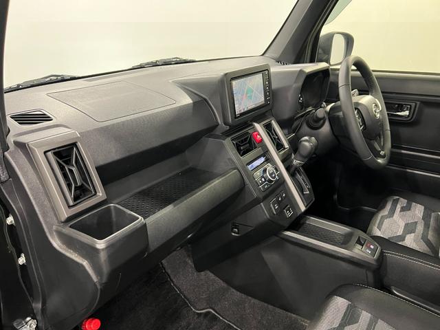 タフトＧ　クロムベンチャー　車検整備付／走行６９７７３キロ／ナビ１年保証距離無制限　走行距離６９７７３キロ　純正フルセグナビ　バックカメラ　ドラレコ　純正マット　サイドエアバッグ　ＬＥＤヘッドランプ　アイドリングストップ　シートヒーター　オート格納式ドアミラー（埼玉県）の中古車