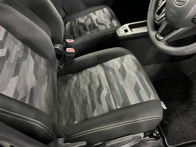 タフトＧ　クロムベンチャー　車検整備付／走行６９７７３キロ／ナビ１年保証距離無制限　走行距離６９７７３キロ　純正フルセグナビ　バックカメラ　ドラレコ　純正マット　サイドエアバッグ　ＬＥＤヘッドランプ　アイドリングストップ　シートヒーター　オート格納式ドアミラー（埼玉県）の中古車