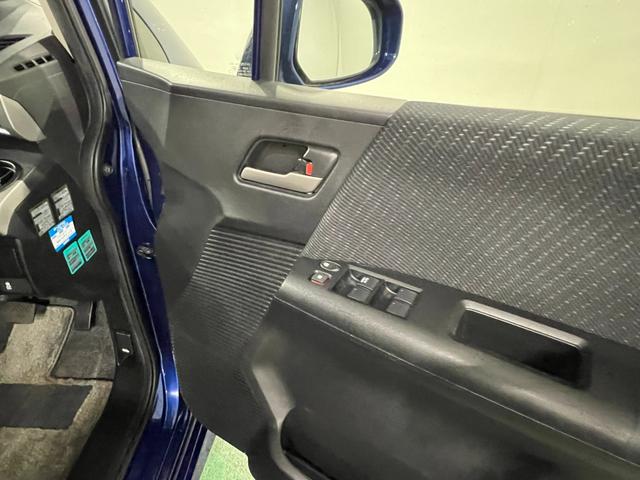 フリードハイブリッドジャストセレクション 走行68658キロ/ナビ/後席モニター1年保証距離無制限 走行距離68658キロ ワンセグナビ バックカメラ 後席モニター 純正マット 助手席エアバッグ オートライト HIDヘッドランプ 両側電動スライドドア 電動格納式ドアミラー(埼玉県)の中古車