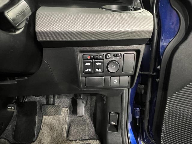 フリードハイブリッドジャストセレクション 走行68658キロ/ナビ/後席モニター1年保証距離無制限 走行距離68658キロ ワンセグナビ バックカメラ 後席モニター 純正マット 助手席エアバッグ オートライト HIDヘッドランプ 両側電動スライドドア 電動格納式ドアミラー(埼玉県)の中古車