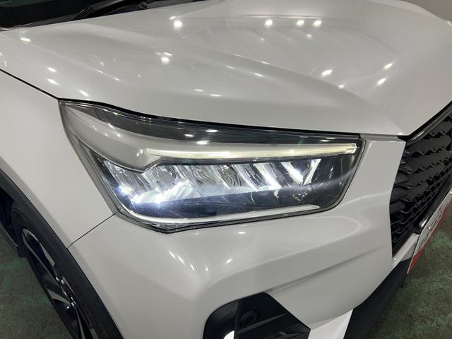 ロッキープレミアムＧ　ＨＥＶ　走行２７４８９キロ／ナビ／ドラレコ禁煙車　ワンオーナ　純正フルセグナビ　全周囲カメラ　ドラレコ　ＥＴＣ　クリアランスソナー　オートライト　ＬＥＤヘッドライト　シートヒーター　電動パーキングブレーキ　オートエアコン　シートリフター（埼玉県）の中古車