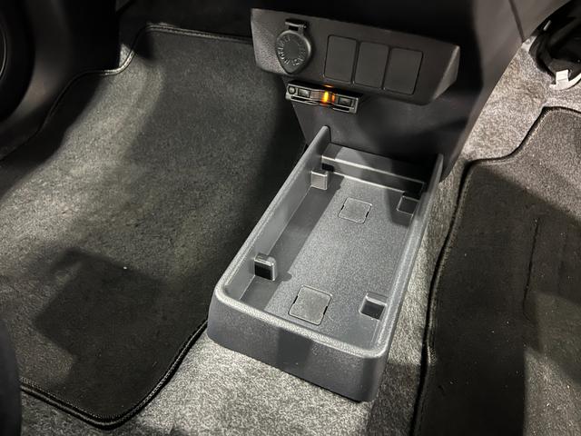 ミライースＬ　ＳＡIII　走行１８６２１キロ／ナビ／バックカメラ一年保証・走行距離無制限　走行１８６２１キロ　助手席エアバック　オートライト　オートマチックハイビーム　クリアランスソナー　アイドリングストップ（埼玉県）の中古車