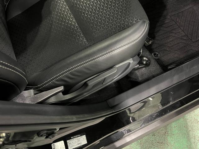 ロッキープレミアムＧ　走行１４１１９キロ／９型ディスプレイオーディオ１年保証距離無制限　走行１４１１９キロ　ディスプレイオーディオ　バックカメラ　ドラレコ　純正マット　サイドエアバッグ　ＬＥＤヘッドランプ　アイドリングストップ　シートヒーター　オート格納式ドアミラー（埼玉県）の中古車