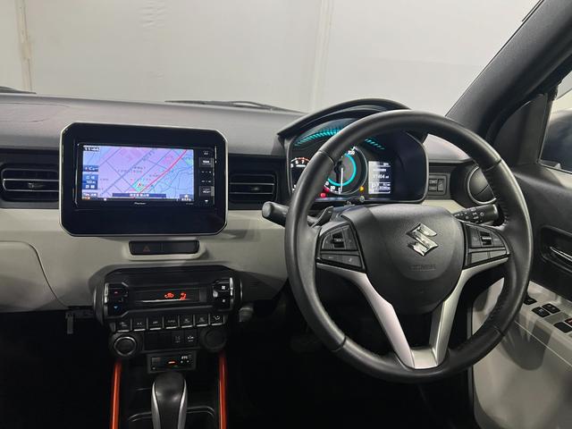 イグニスハイブリッドＭＺ　車検整備付／走行３２２８８キロ／ナビ１年保証距離無制限　走行距離３２２８８キロ　フルセグナビ　バックカメラ　ドラレコ　純正マット　オートライト　ＬＥＤヘッドランプ　アイドリングストップ（埼玉県）の中古車