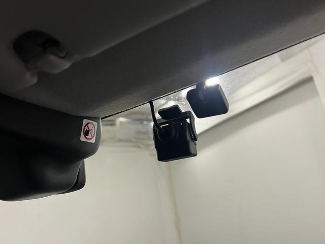 イグニスハイブリッドＭＺ　車検整備付／走行３２２８８キロ／ナビ１年保証距離無制限　走行距離３２２８８キロ　フルセグナビ　バックカメラ　ドラレコ　純正マット　オートライト　ＬＥＤヘッドランプ　アイドリングストップ（埼玉県）の中古車