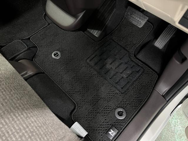 N−BOXG・Lホンダセンシング 走行13573キロ/車検整備付/ナビ一年保証・走行距離無制限走行13573キロ 車検整備付 フルセグナビ バックカメラ ドラレコ LEDヘッドライト 両側電動スライドドア(埼玉県)の中古車