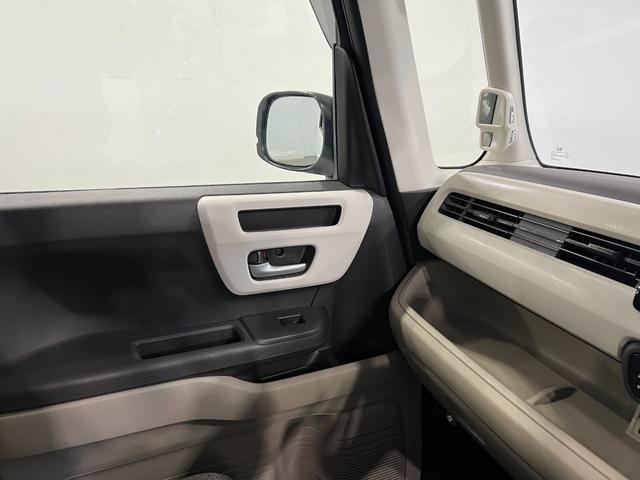 N−BOXG・Lホンダセンシング 走行13573キロ/車検整備付/ナビ一年保証・走行距離無制限走行13573キロ 車検整備付 フルセグナビ バックカメラ ドラレコ LEDヘッドライト 両側電動スライドドア(埼玉県)の中古車