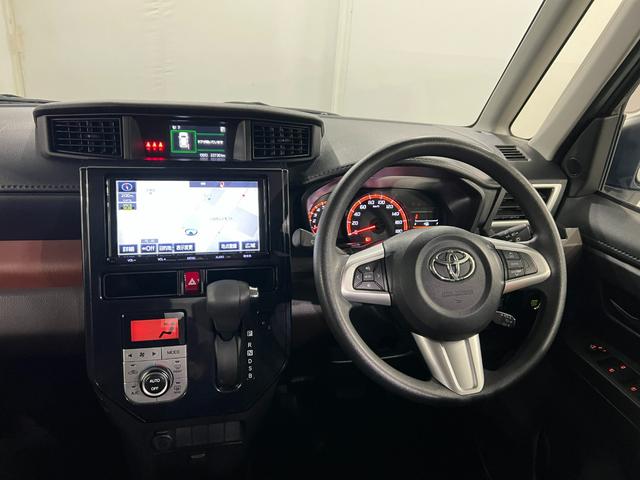 ルーミーＧ　Ｓ　走行２２７３０キロ／純正フルセグナビ／バックカメラ１年保証距離無制限　走行２２７３０キロ　純正フルセグナビ　バックカメラ　ブルートゥース　純正マット　助手席エアバッグ　オートライト　アイドリングストップ　両側電動スライドドア　オート格納式ドアミラー（埼玉県）の中古車