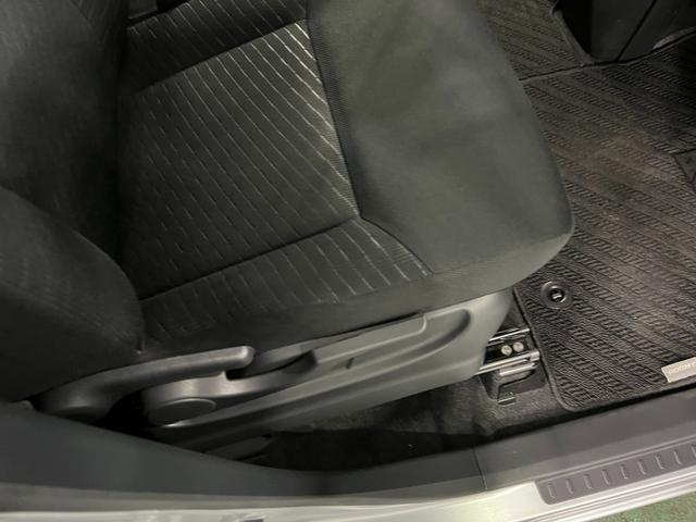 ルーミーＧ　Ｓ　走行２２７３０キロ／純正フルセグナビ／バックカメラ１年保証距離無制限　走行２２７３０キロ　純正フルセグナビ　バックカメラ　ブルートゥース　純正マット　助手席エアバッグ　オートライト　アイドリングストップ　両側電動スライドドア　オート格納式ドアミラー（埼玉県）の中古車