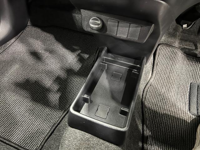 ミライースＬ　ＳＡIII　走行３１２２６キロ／修復歴／ナビ一年保証・走行距離無制限　走行３１２２６キロ　フルセグナビ　ブルートゥース　助手席エアバック　オートライト　オートマチックハイビーム　クリアランスソナー　アイドリングストップ（埼玉県）の中古車