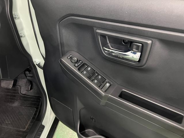 タフトGターボ クロムベンチャー 走行17810キロ/シートヒータ1年保証距離無制限 走行距離17810キロ 純正マット サイドエアバッグ LEDヘッドランプ アイドリングストップ シートヒーター オート格納式ドアミラー 電動パーキングブレーキ キーフリー(埼玉県)の中古車