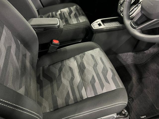 タフトGターボ クロムベンチャー 走行17810キロ/シートヒータ1年保証距離無制限 走行距離17810キロ 純正マット サイドエアバッグ LEDヘッドランプ アイドリングストップ シートヒーター オート格納式ドアミラー 電動パーキングブレーキ キーフリー(埼玉県)の中古車