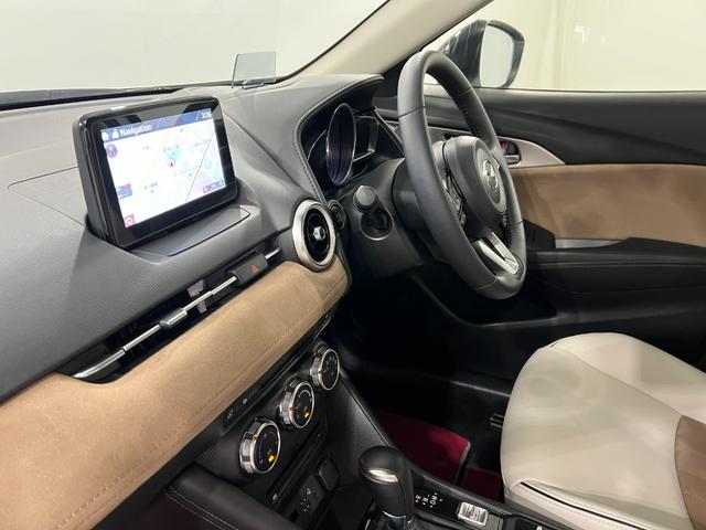 ＣＸ−３１５Ｓ　アーバン　ドレッサー　走行２７４４２キロ／車検整備付１年保証・走行距離無制限　フルセグナビ　Ｂｌｕｅｔｏｏｔｈ　ＥＴＣ　全周囲カメラ　サイドエアバック　クリアランスソナー　オートライト　ＬＥＤヘッドライト（埼玉県）の中古車