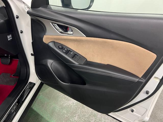ＣＸ−３１５Ｓ　アーバン　ドレッサー　走行２７４４２キロ／車検整備付１年保証・走行距離無制限　フルセグナビ　Ｂｌｕｅｔｏｏｔｈ　ＥＴＣ　全周囲カメラ　サイドエアバック　クリアランスソナー　オートライト　ＬＥＤヘッドライト（埼玉県）の中古車