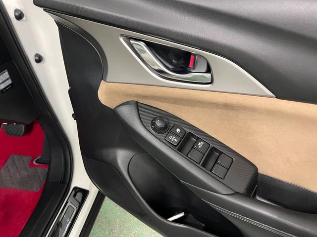 ＣＸ−３１５Ｓ　アーバン　ドレッサー　走行２７４４２キロ／車検整備付１年保証・走行距離無制限　フルセグナビ　Ｂｌｕｅｔｏｏｔｈ　ＥＴＣ　全周囲カメラ　サイドエアバック　クリアランスソナー　オートライト　ＬＥＤヘッドライト（埼玉県）の中古車