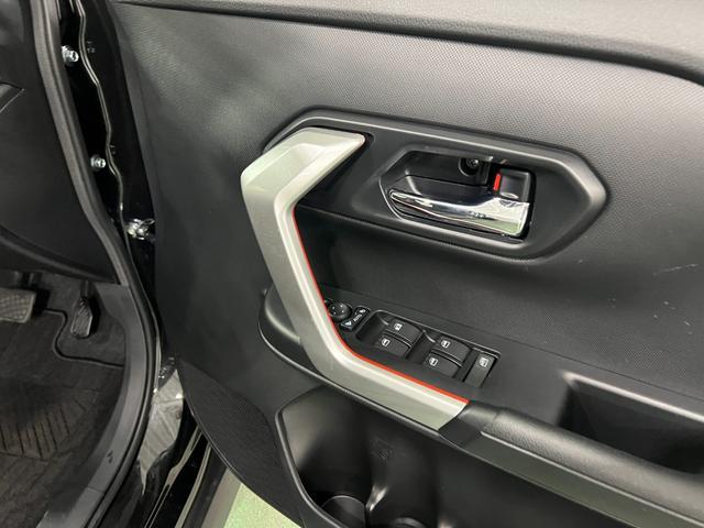 ロッキーX ターボ 走行14563キロ/9インチナビ/バックカメラ1年保証・走行距離無制限 車検R10.5 純正フルセグナビ TV DVD CD BTオーディオ サイドエアバック クリアランスソナー オートライト LEDヘッドライト ドラレコ ETC(埼玉県)の中古車