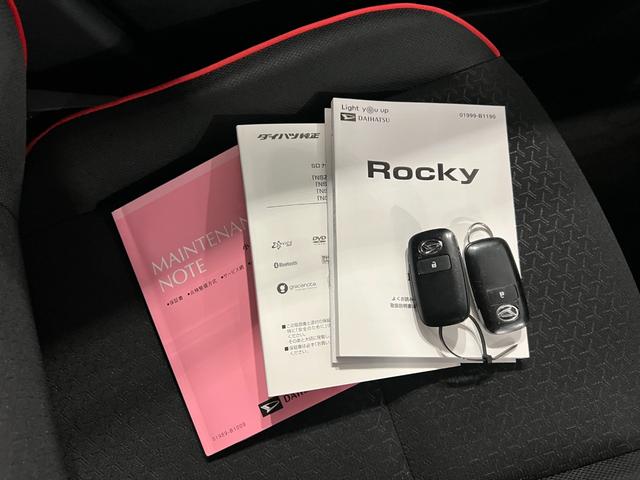 ロッキーX ターボ 走行14563キロ/9インチナビ/バックカメラ1年保証・走行距離無制限 車検R10.5 純正フルセグナビ TV DVD CD BTオーディオ サイドエアバック クリアランスソナー オートライト LEDヘッドライト ドラレコ ETC(埼玉県)の中古車