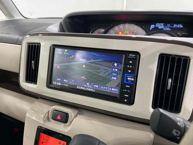 ムーヴキャンバスＧメイクアップリミテッド　ＳＡIII　走行９４３３キロ／ナビ一年保証・走行距離無制限走行９４３３キロ　車検整備付　フルセグナビ　ブルートゥース　全周囲カメラ　ＬＥＤヘッドライト　オートライト　両側電動スライドドア（埼玉県）の中古車
