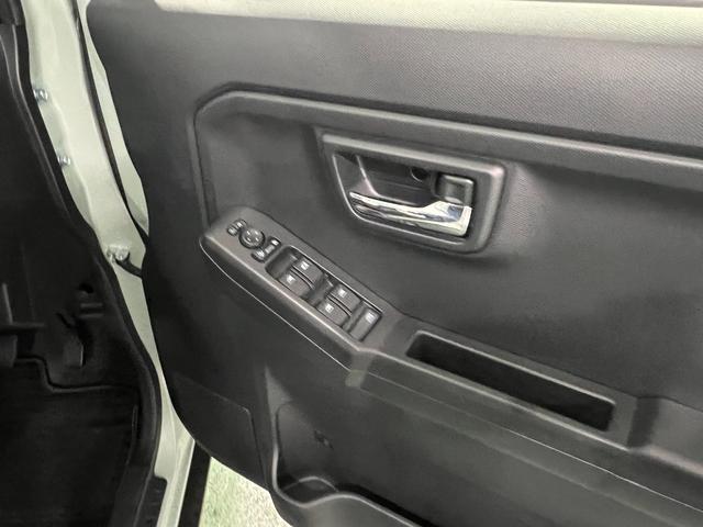 タフトG ダーククロムベンチャー 走行26839キロ/ナビ/ETC一年保証・走行距離無制限走行26839キロ フルセグナビ ブルートゥース 全周囲カメラ ドラレコ クリアランスソナー オートライト LEDヘッドライト シートヒーター(埼玉県)の中古車