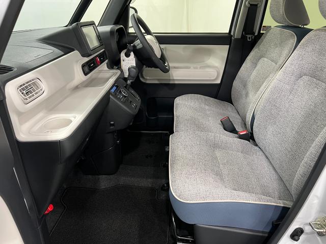ムーヴキャンバスストライプスＧ　走行８７５６キロ／車検整備付／純正ナビ一年保証・走行距離無制限走行８７５６キロ　フルセグナビ　バックカメラ　ブルートゥース　クリアランスソナー　　オートライト　ＬＥＤヘッドライト　ベンチシート　シートヒーター　両側電動スライドドア（埼玉県）の中古車