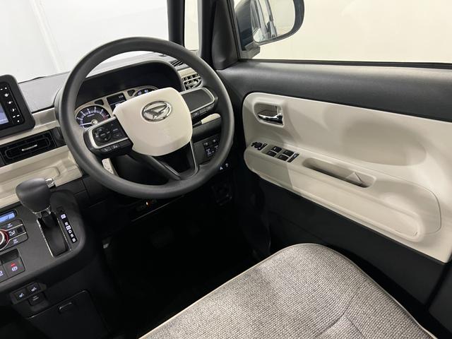 ムーヴキャンバスストライプスＧ　走行８７５６キロ／車検整備付／純正ナビ一年保証・走行距離無制限走行８７５６キロ　フルセグナビ　バックカメラ　ブルートゥース　クリアランスソナー　　オートライト　ＬＥＤヘッドライト　ベンチシート　シートヒーター　両側電動スライドドア（埼玉県）の中古車