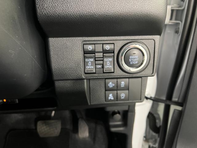 ムーヴキャンバスストライプスＧ　走行８７５６キロ／車検整備付／純正ナビ一年保証・走行距離無制限走行８７５６キロ　フルセグナビ　バックカメラ　ブルートゥース　クリアランスソナー　　オートライト　ＬＥＤヘッドライト　ベンチシート　シートヒーター　両側電動スライドドア（埼玉県）の中古車