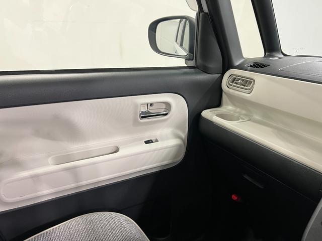 ムーヴキャンバスストライプスＧ　走行８７５６キロ／車検整備付／純正ナビ一年保証・走行距離無制限走行８７５６キロ　フルセグナビ　バックカメラ　ブルートゥース　クリアランスソナー　　オートライト　ＬＥＤヘッドライト　ベンチシート　シートヒーター　両側電動スライドドア（埼玉県）の中古車