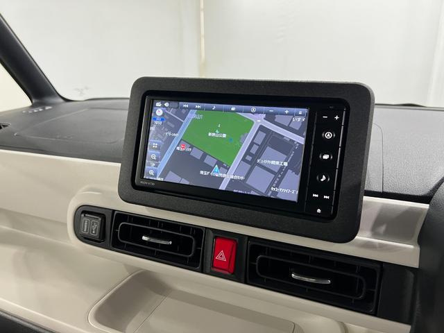 ムーヴキャンバスストライプスＧ　走行８７５６キロ／車検整備付／純正ナビ一年保証・走行距離無制限走行８７５６キロ　フルセグナビ　バックカメラ　ブルートゥース　クリアランスソナー　　オートライト　ＬＥＤヘッドライト　ベンチシート　シートヒーター　両側電動スライドドア（埼玉県）の中古車