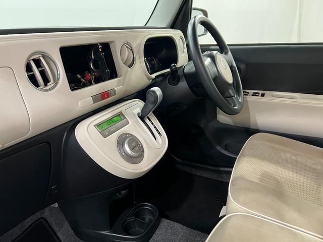 ミラココアココアプラスX 車検整備付/走行69065キロ/フロアマット1年保証距離無制限 走行距離69065キロ 車検整備付 フロアマット 助手席エアバッグ アイドリングストップ ドリンクホルダー オートエアコン(埼玉県)の中古車