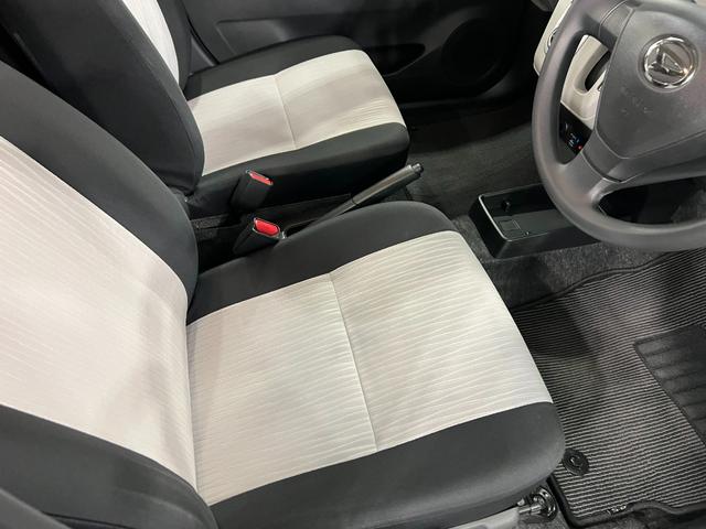 ミライースＧ　ＳＡIII　走行５５１４５キロ／車検整備付／フルセグナビＢｌｕｅｔｏｏｔｈ　クリアランスソナー　オートライト　ＬＥＤヘッドライト　シートヒーター　フロントスポイラー　サイドスカート　１年保証・走行距離無制限（埼玉県）の中古車