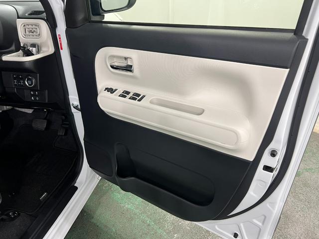 ムーヴキャンバスストライプスＧターボ　走行５８６５キロ／純正ナビ／ドラレコ１年保証距離無制限　走行距離５８６５キロ　純正フルセグナビ　パノラマモニター　ドラレコ　純正マット　サイドエアバッグ　ＬＥＤヘッドランプ　アイドリングストップ　シートヒーター　両側電動スライドドア（埼玉県）の中古車