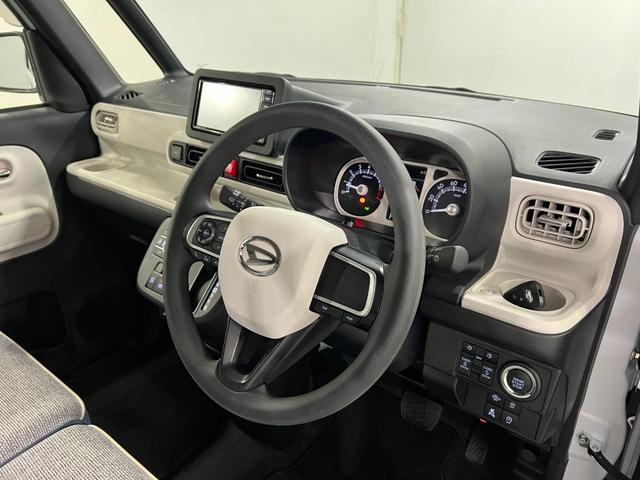 ムーヴキャンバスストライプスＧ　走行３１３０キロ／フルセグナビ／全周囲カメラＢｌｕｅｔｏｏｔｈ　ＥＴＣ　ドラレコ　クリアランスソナー　オートライト　ＬＥＤヘッドライト　シートヒーター　両側電動スライドドア　１年保証・走行距離無制限（東京都）の中古車