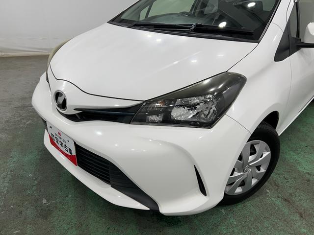 ヴィッツＦ　走行４３２４０キロ／車検整備付／ワンセグナビ１年保証・走行距離無制限　助手席エアバック　ＥＴＣ　純正カーペットマット　ブルートゥース　ドラレコ　ＬＥＤヘッドライト（埼玉県）の中古車