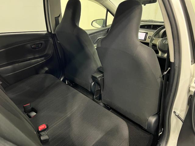 ヴィッツＦ　走行４３２４０キロ／車検整備付／ワンセグナビ１年保証・走行距離無制限　助手席エアバック　ＥＴＣ　純正カーペットマット　ブルートゥース　ドラレコ　ＬＥＤヘッドライト（埼玉県）の中古車