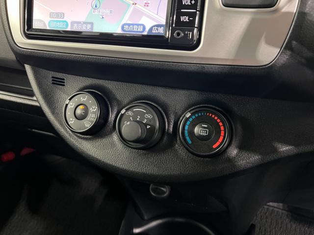 ヴィッツＦ　走行４３２４０キロ／車検整備付／ワンセグナビ１年保証・走行距離無制限　助手席エアバック　ＥＴＣ　純正カーペットマット　ブルートゥース　ドラレコ　ＬＥＤヘッドライト（埼玉県）の中古車