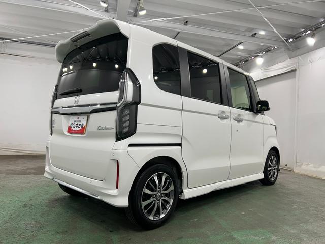 Ｎ−ＢＯＸカスタムＬ　走行２７８４１キロ／ＴＶレスナビ／バックカメラ／ドラレコ１年保証距離無制限　走行距離２７８４１キロ　ＴＶレスナビ　バックカメラ　ドラレコ　純正マット　サイドエアバッグ　ＬＥＤヘッドランプ　アイドリングストップ　両側電動スライドドア（埼玉県）の中古車