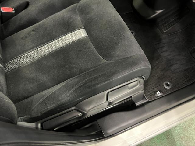 Ｎ−ＢＯＸカスタムＬ　走行２７８４１キロ／ＴＶレスナビ／バックカメラ／ドラレコ１年保証距離無制限　走行距離２７８４１キロ　ＴＶレスナビ　バックカメラ　ドラレコ　純正マット　サイドエアバッグ　ＬＥＤヘッドランプ　アイドリングストップ　両側電動スライドドア（埼玉県）の中古車
