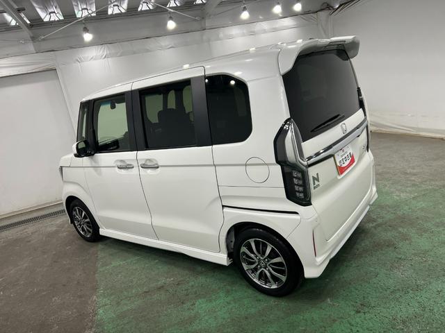 Ｎ−ＢＯＸカスタムＬ　走行２７８４１キロ／ＴＶレスナビ／バックカメラ／ドラレコ１年保証距離無制限　走行距離２７８４１キロ　ＴＶレスナビ　バックカメラ　ドラレコ　純正マット　サイドエアバッグ　ＬＥＤヘッドランプ　アイドリングストップ　両側電動スライドドア（埼玉県）の中古車