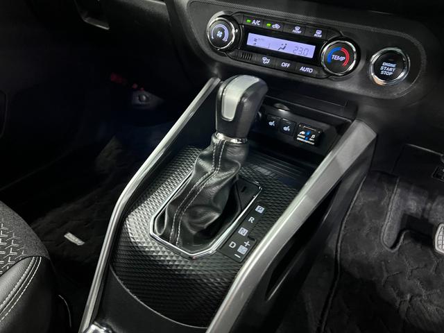 ロッキープレミアム 走行29152キロ/車検整備付/9インチナビ1年保証・走行距離無制限 ブルートゥース ETC 全周囲カメラ ドラレコ サイドエアバック クリアランスソナー オートマチックハイビーム オートライト LEDヘッドライト シートヒーター(埼玉県)の中古車