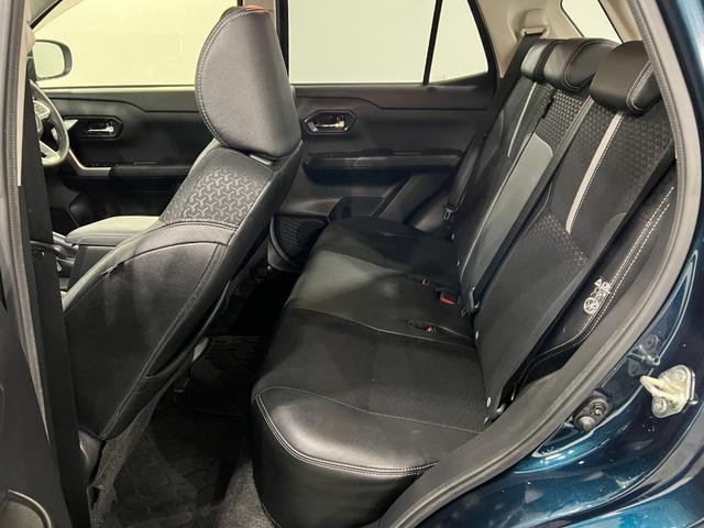 ロッキープレミアム 走行29152キロ/車検整備付/9インチナビ1年保証・走行距離無制限 ブルートゥース ETC 全周囲カメラ ドラレコ サイドエアバック クリアランスソナー オートマチックハイビーム オートライト LEDヘッドライト シートヒーター(埼玉県)の中古車