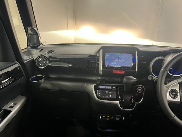 N−BOXカスタムG ターボSSパッケージ 車検整備付/走行12296キロ1年保証距離無制限 走行距離12296キロ フルセグナビ バックカメラ ブルートゥース 純正マット サイドエアバッグ オートライト シートヒーター 両側電動スライドドア 電動格納式ドアミラー(埼玉県)の中古車
