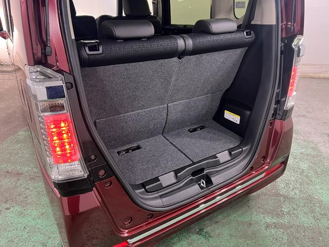 N−BOXカスタムG ターボSSパッケージ 車検整備付/走行12296キロ1年保証距離無制限 走行距離12296キロ フルセグナビ バックカメラ ブルートゥース 純正マット サイドエアバッグ オートライト シートヒーター 両側電動スライドドア 電動格納式ドアミラー(埼玉県)の中古車