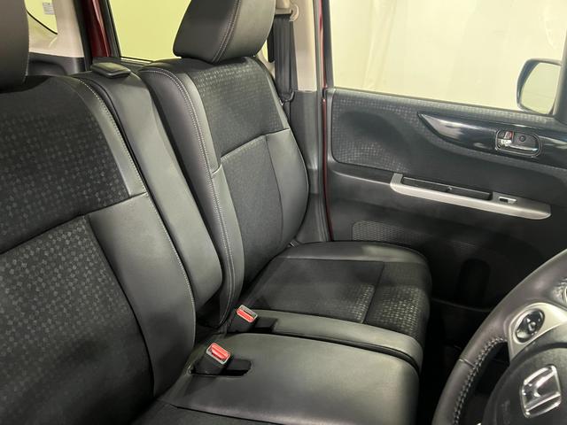 N−BOXカスタムG ターボSSパッケージ 車検整備付/走行12296キロ1年保証距離無制限 走行距離12296キロ フルセグナビ バックカメラ ブルートゥース 純正マット サイドエアバッグ オートライト シートヒーター 両側電動スライドドア 電動格納式ドアミラー(埼玉県)の中古車