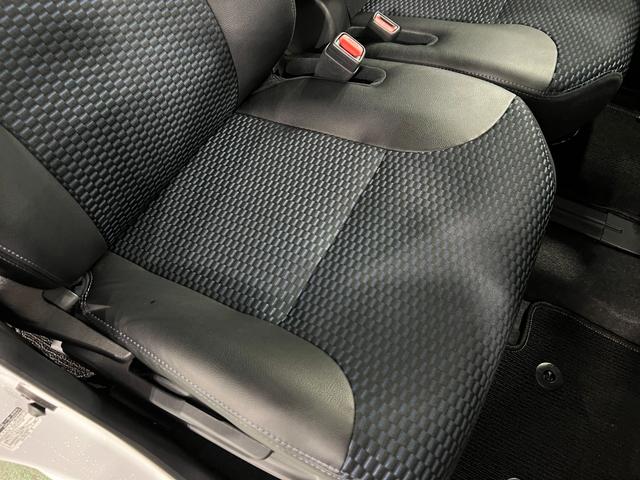 タントカスタムＲＳ　走行３５０１キロ／クリアランスソナー一年保証・走行距離無制限　サイドエアバック　クリアランスソナー　オートマチックハイビーム　オートライト　ＬＥＤヘッドライト　ベンチシート　シートヒーター　両側電動スライドドア（埼玉県）の中古車