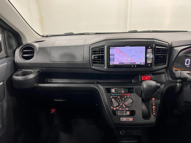 ミライースL SAIII 走行12685キロ/ワンセグナビ/ソナー1年保証距離無制限 走行距離12685キロ ワンセグナビ DVD再生 フロアマット 助手席エアバッグ クリアランスソナー オートマチックハイビーム アイドリングストップ(埼玉県)の中古車