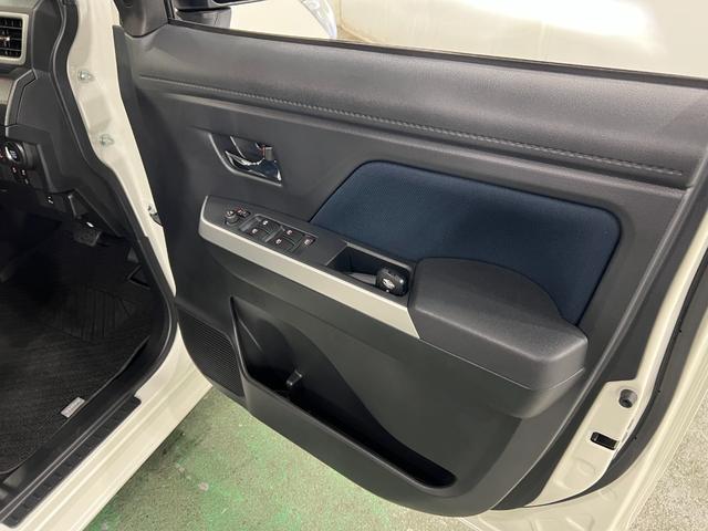 トールカスタムGターボ 走行28369キロ/修復歴/オートライト1年保証・走行距離無制限 クリアランスソナー オートマチックハイビーム オートライト LEDヘッドライト シートヒーター 両側電動スライドドア(東京都)の中古車