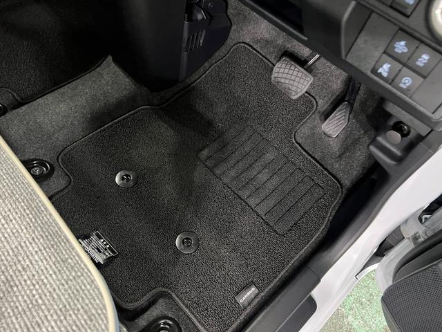 ムーヴキャンバスストライプスＧ　走行５５４５キロ／ＬＥＤヘッドランプ／マット１年保証距離無制限　走行距離５５４５キロ　純正マット　サイドエアバッグ　ＬＥＤヘッドランプ　アイドリングストップ　シートヒーター　両側電動スライドドア　オート格納式ドアミラー　電動パーキングブレーキ（埼玉県）の中古車
