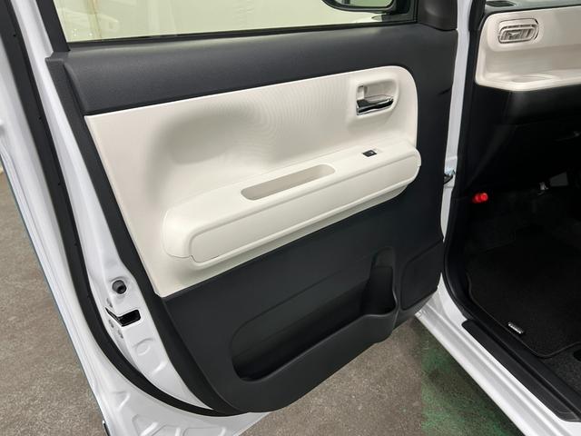 ムーヴキャンバスストライプスＧ　走行５５４５キロ／ＬＥＤヘッドランプ／マット１年保証距離無制限　走行距離５５４５キロ　純正マット　サイドエアバッグ　ＬＥＤヘッドランプ　アイドリングストップ　シートヒーター　両側電動スライドドア　オート格納式ドアミラー　電動パーキングブレーキ（埼玉県）の中古車