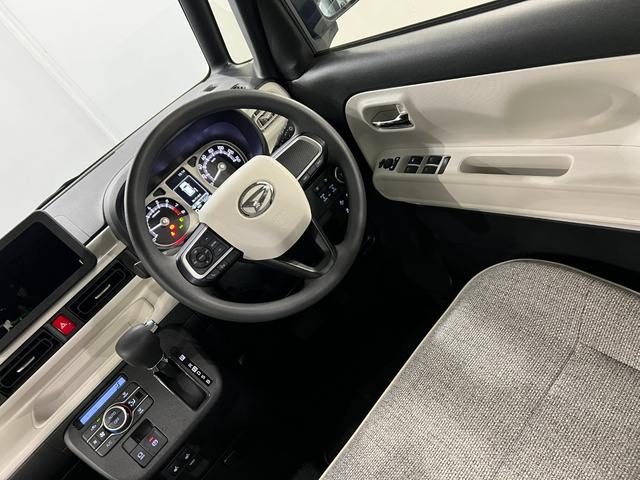 ムーヴキャンバスストライプスＧ　走行５５４５キロ／ＬＥＤヘッドランプ／マット１年保証距離無制限　走行距離５５４５キロ　純正マット　サイドエアバッグ　ＬＥＤヘッドランプ　アイドリングストップ　シートヒーター　両側電動スライドドア　オート格納式ドアミラー　電動パーキングブレーキ（埼玉県）の中古車