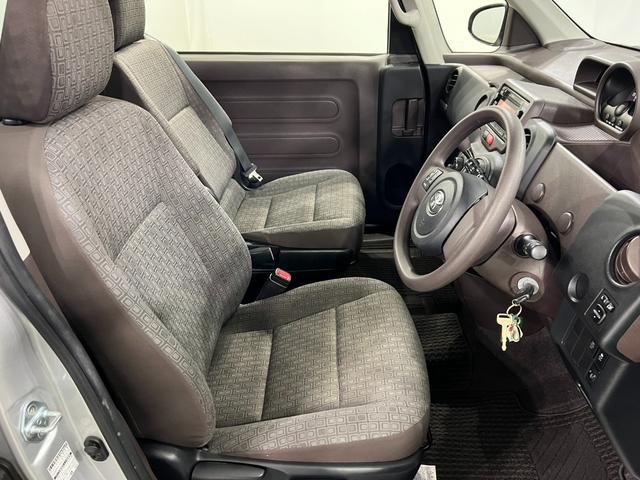 ポルテX 車検整備付/走行21697キロ/CDチューナー/マット1年保証距離無制限 走行距離21697キロ 車検整備付 CDチューナー 純正カーペットマット 片側電動スライドドア 電動格納式ドアミラー(埼玉県)の中古車